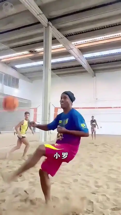 展现出超凡
